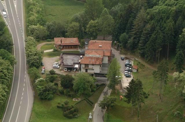 Albergo Il Castellino Boario Terme エクステリア 写真